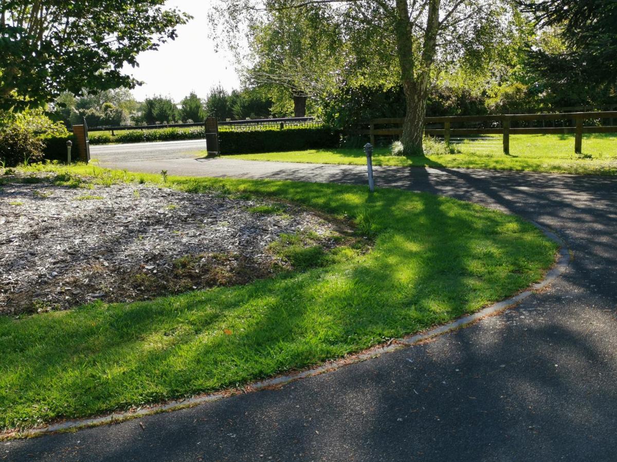 Farm Stay On Te Awa Cycleway Tamahere Bagian luar foto